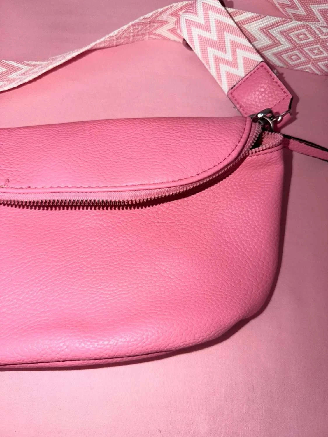 Sac banane rose peu mis très bonne état pas de soucis – photo 4